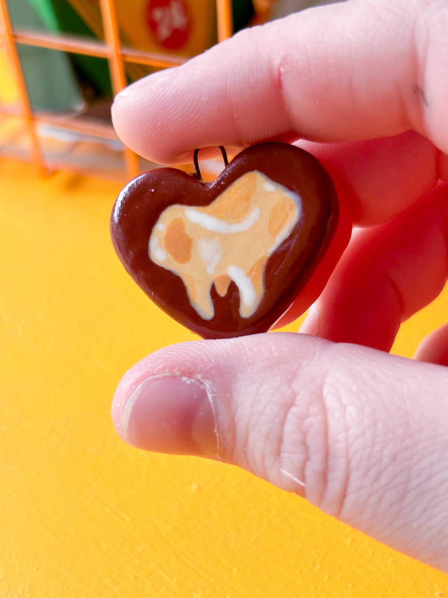 I Heart Teeth in Chocolate | Pendant